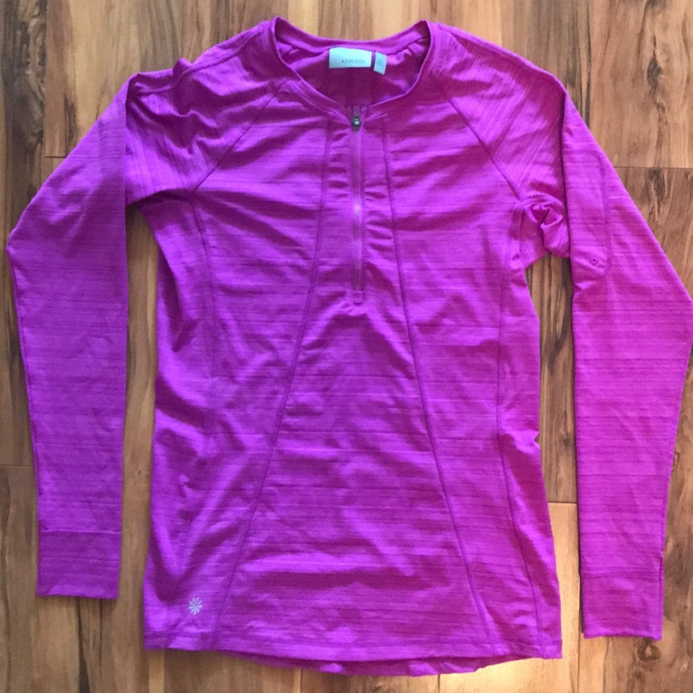Pacifica upf top